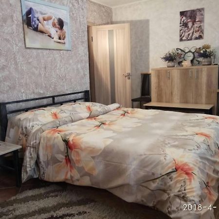 Apartment On Sobornaya 58 Хмельницький Екстер'єр фото