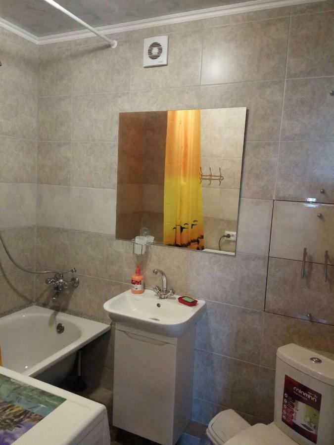 Apartment On Sobornaya 58 Хмельницький Екстер'єр фото